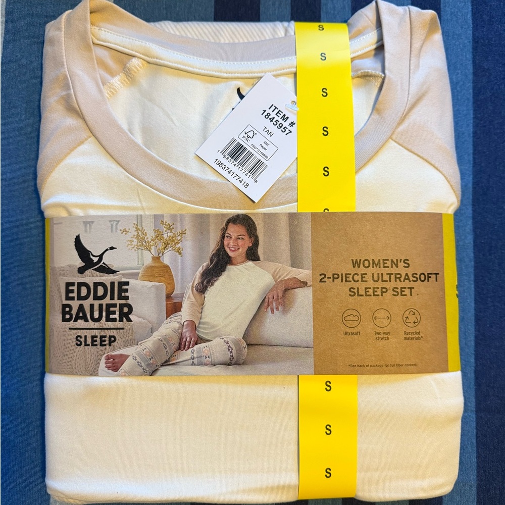 Eddie Bauer Women's Patterned Sleep Set in Cream and Pink